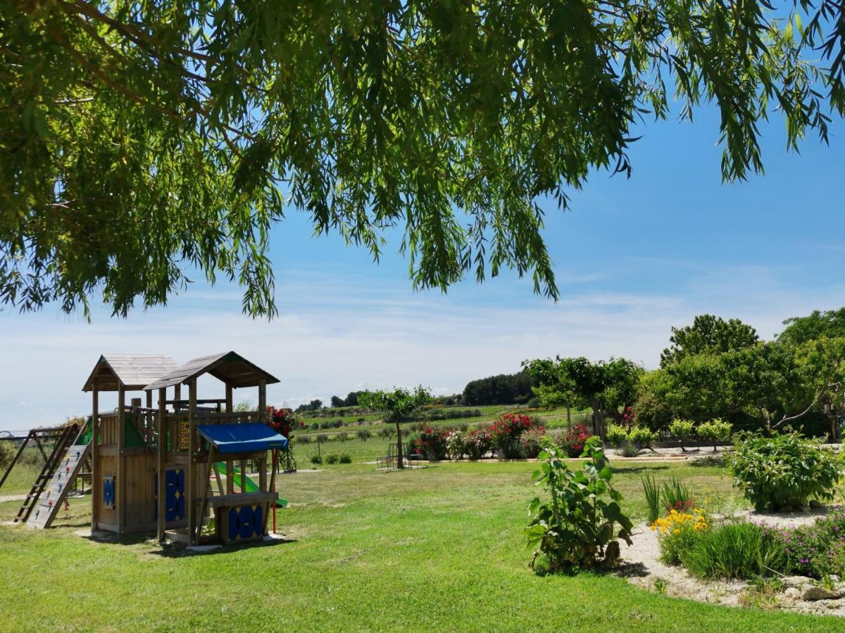 Gite En Provence Lavande Modene Exterior foto